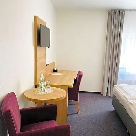 Hotel Esmer 3*